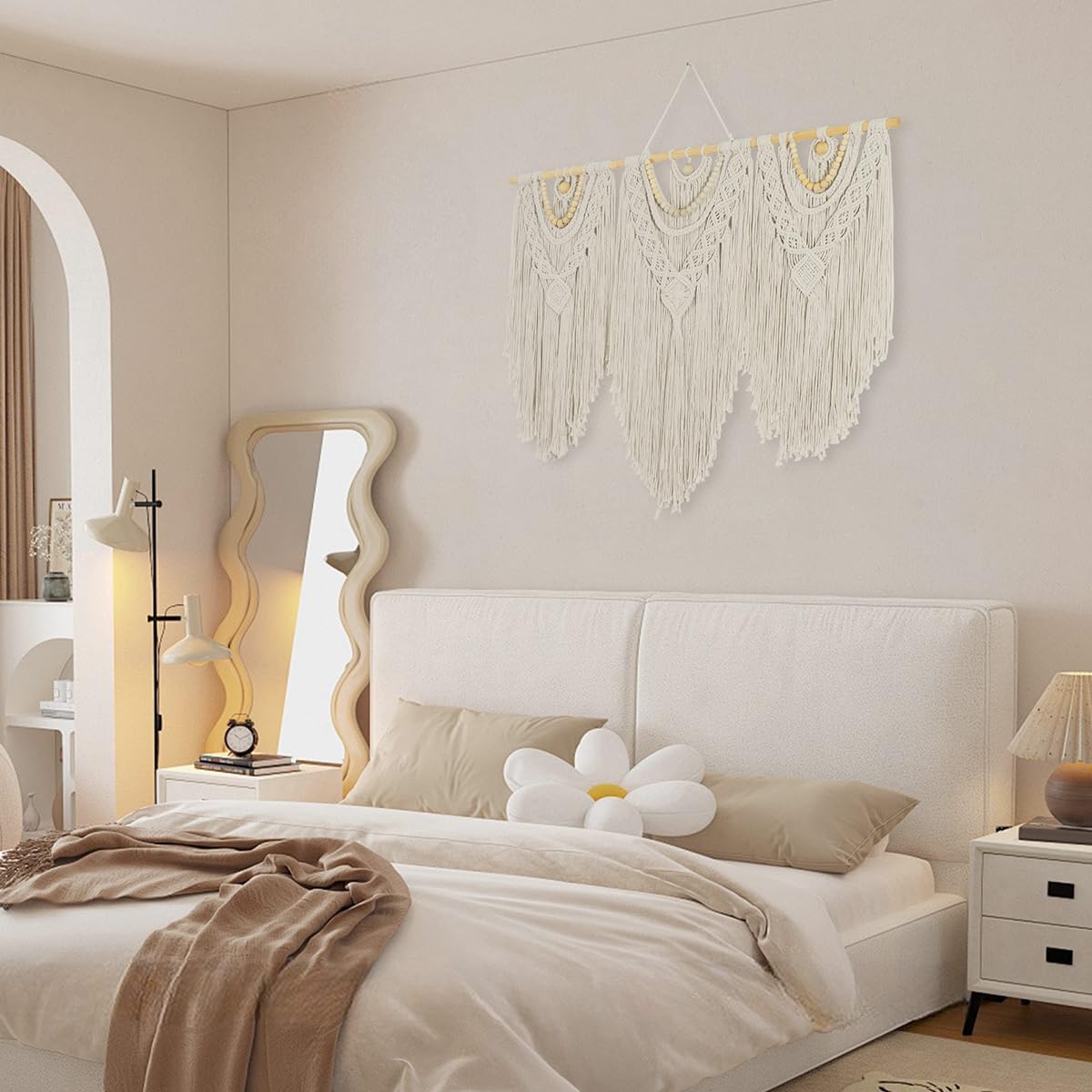 Large Macrame Wall Hanging, Cotton Hand-Woven Boho Tapestry Wall Decor, Above Bed Wall Art, Home Decoration for Bedroom Living Room Apartment Nursery (white, Bead)